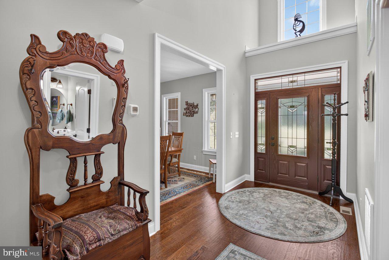 2114 MOCKINGBIRD LANE