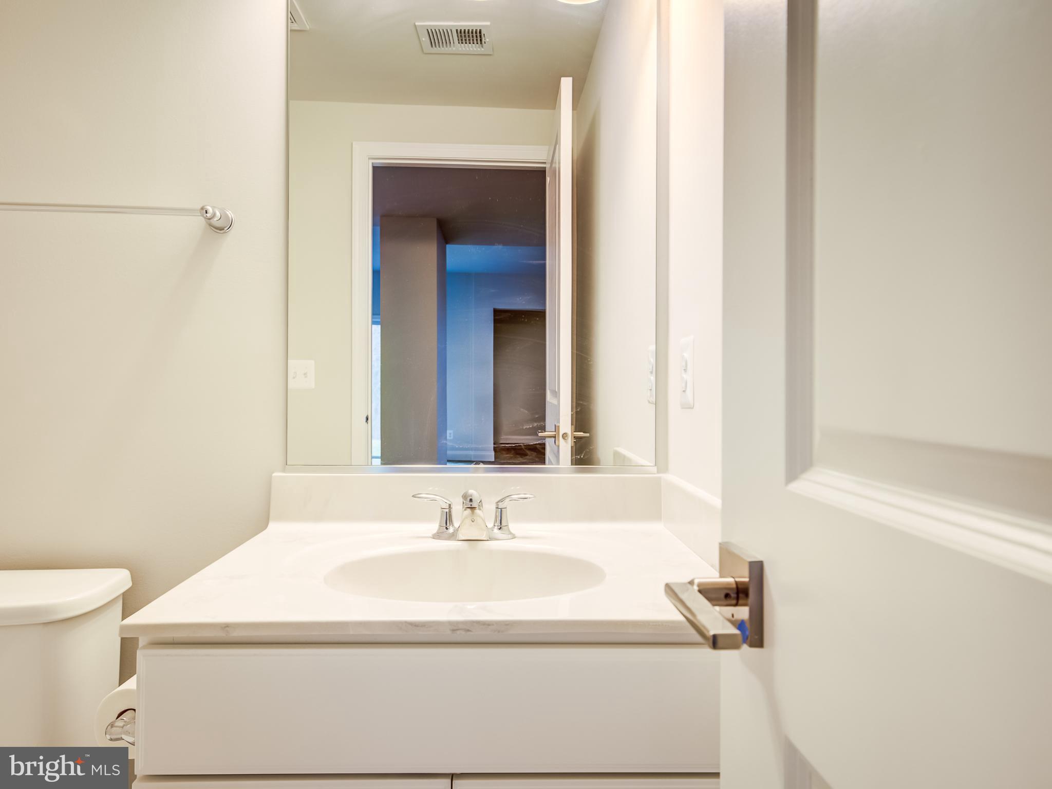 LAUREL RIDGE - Residential Lease