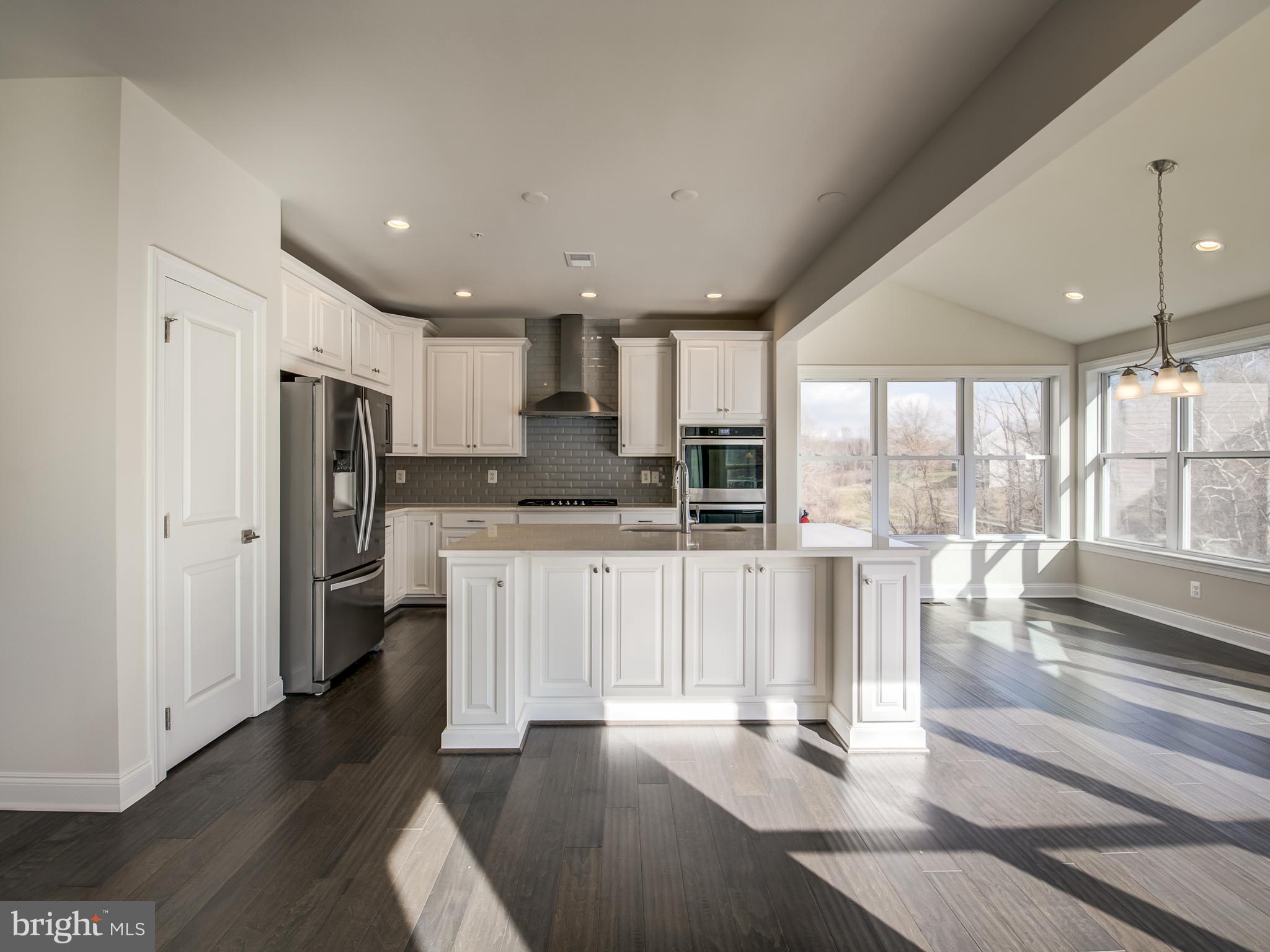 LAUREL RIDGE - Residential Lease