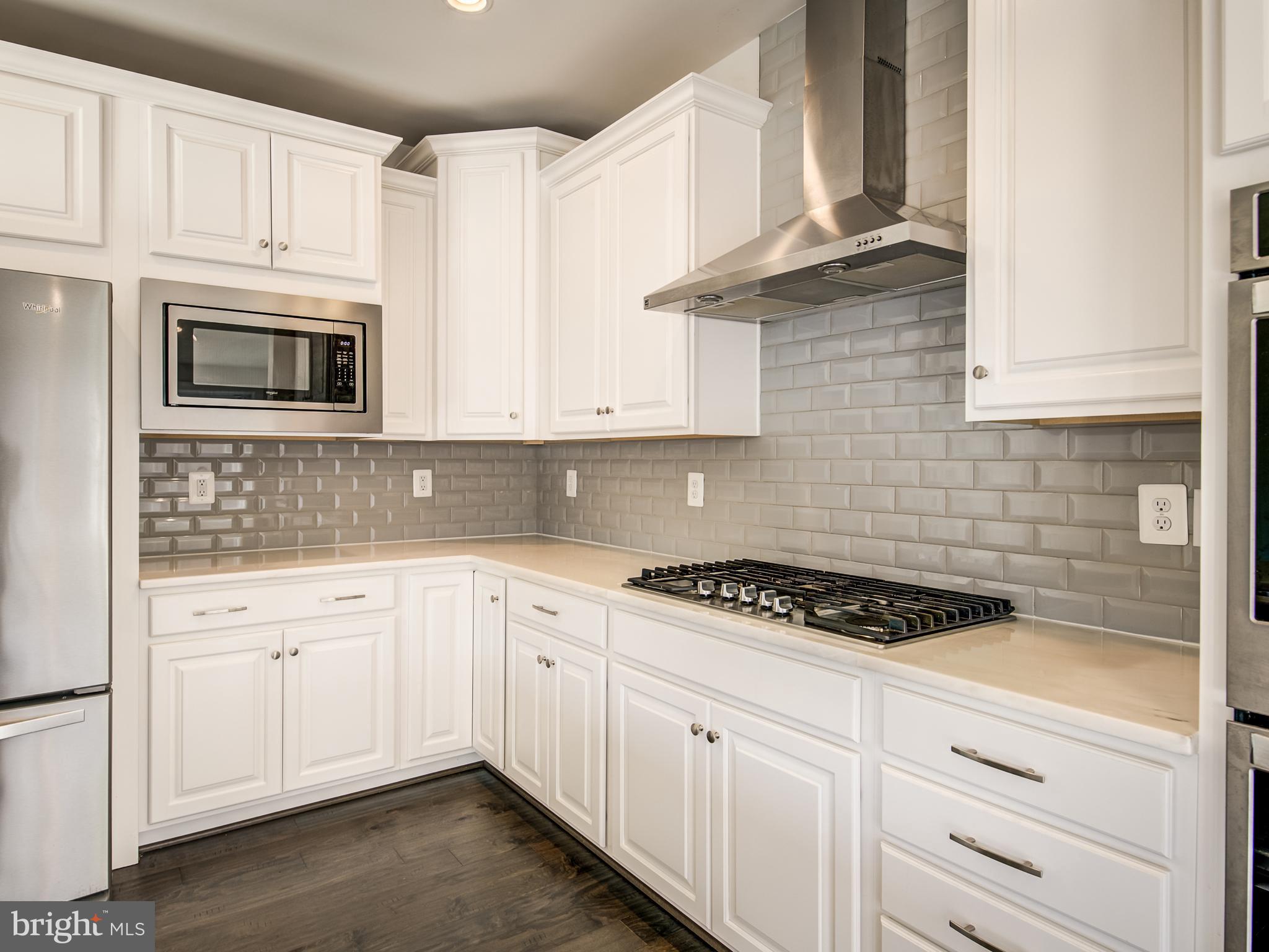 LAUREL RIDGE - Residential Lease