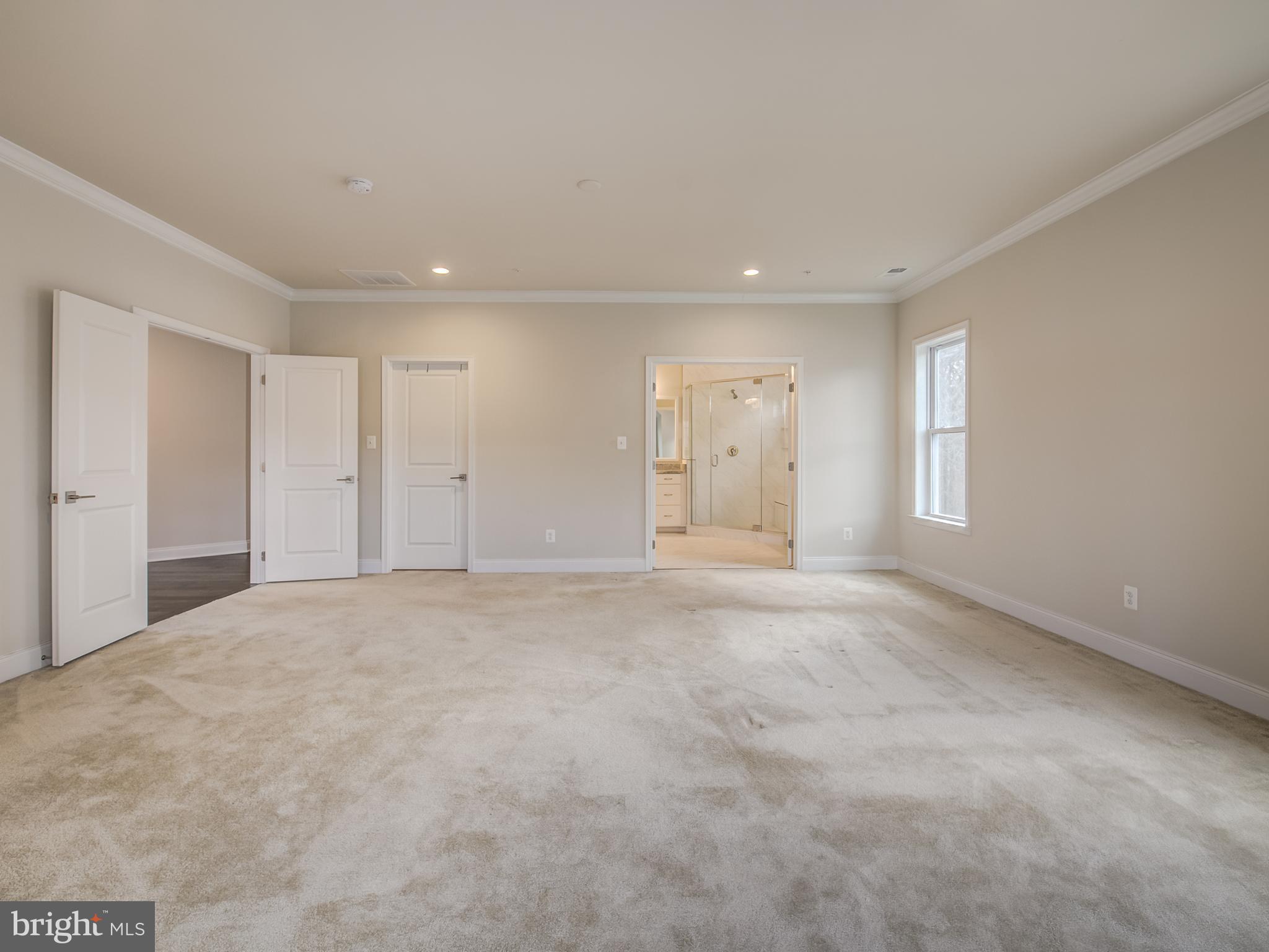 LAUREL RIDGE - Residential Lease