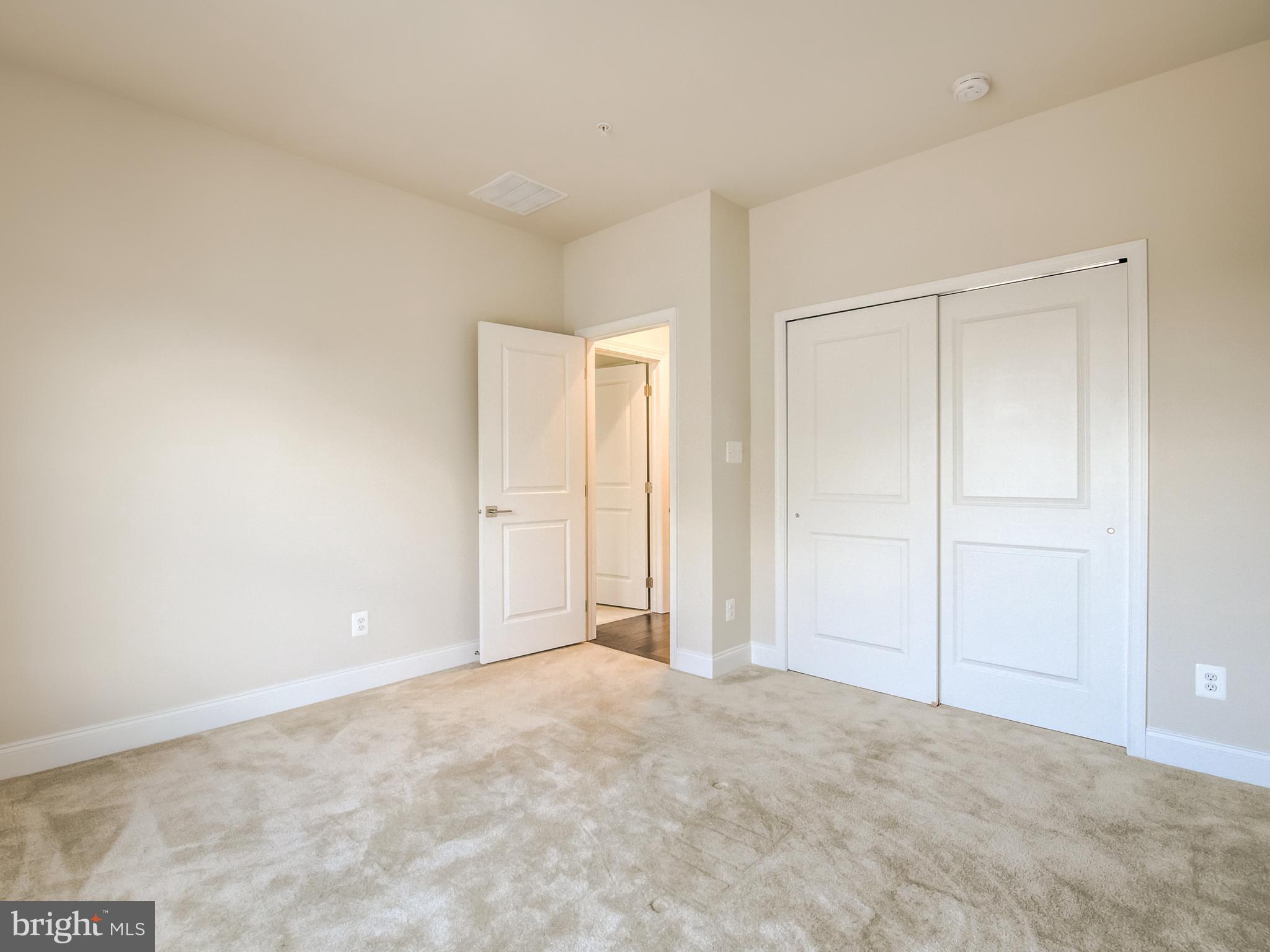 LAUREL RIDGE - Residential Lease