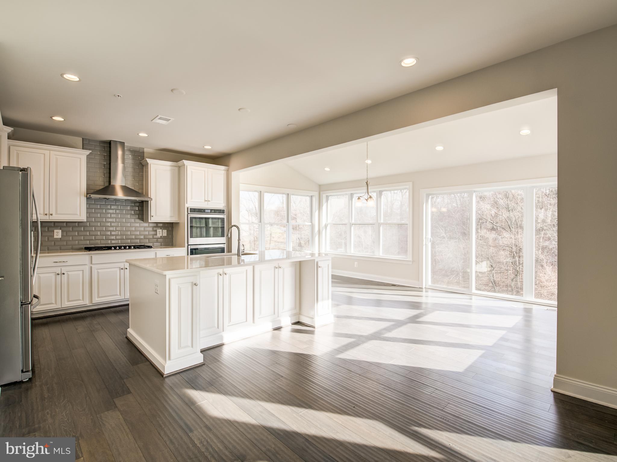 LAUREL RIDGE - Residential Lease