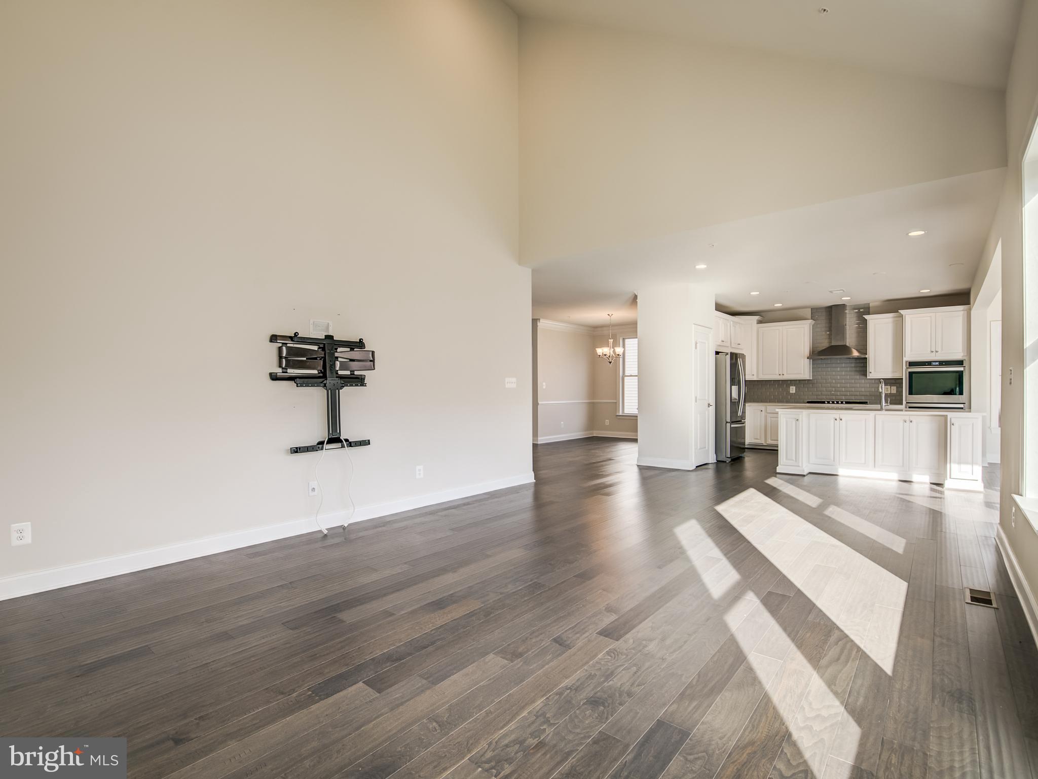 LAUREL RIDGE - Residential Lease