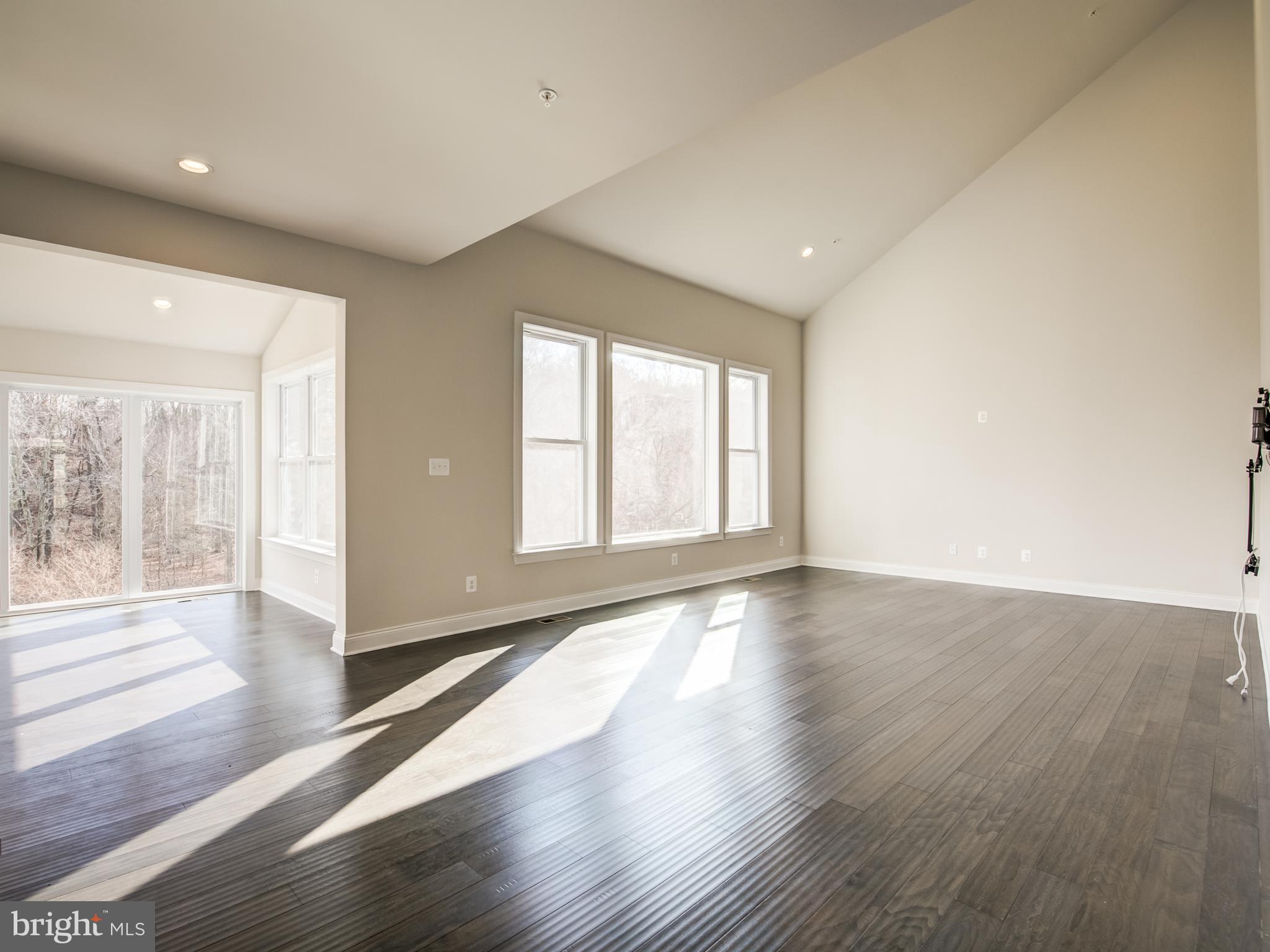 LAUREL RIDGE - Residential Lease