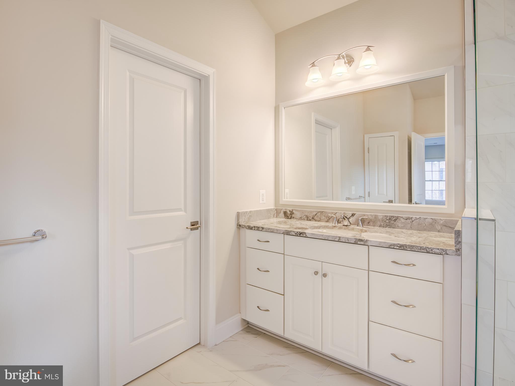 LAUREL RIDGE - Residential Lease