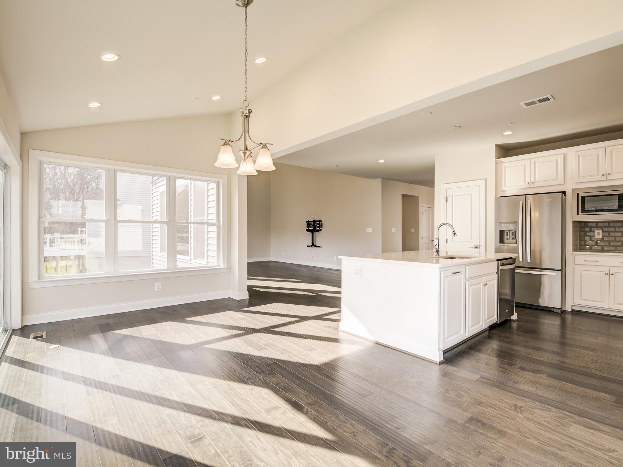 LAUREL RIDGE - Residential Lease