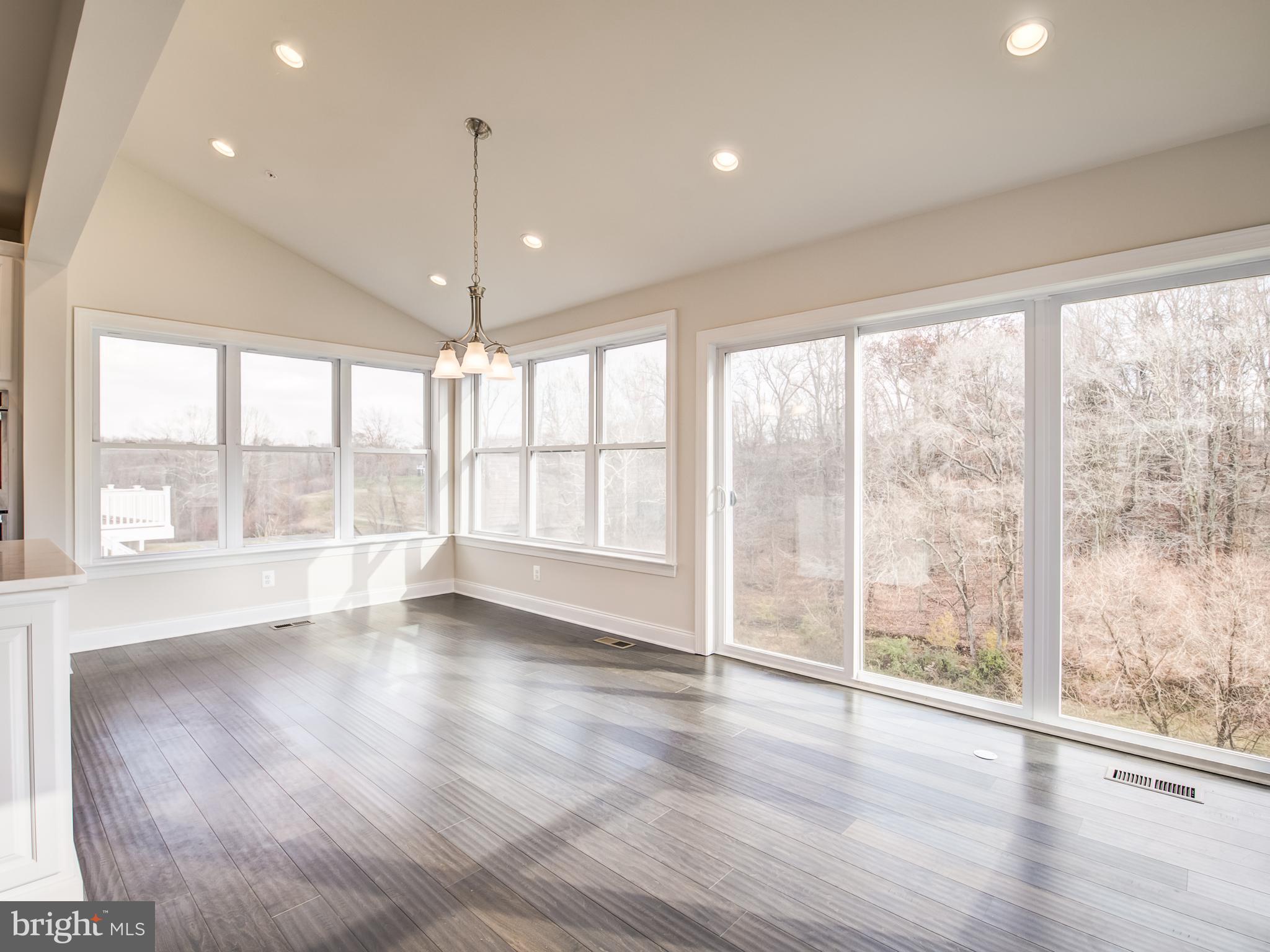 LAUREL RIDGE - Residential Lease