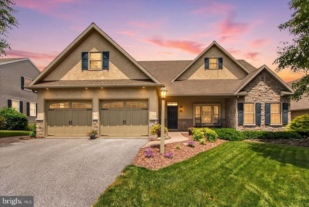 Photo of 848 Cambridge Drive, MANHEIM, PA 17545 (MLS # PALA2089604)