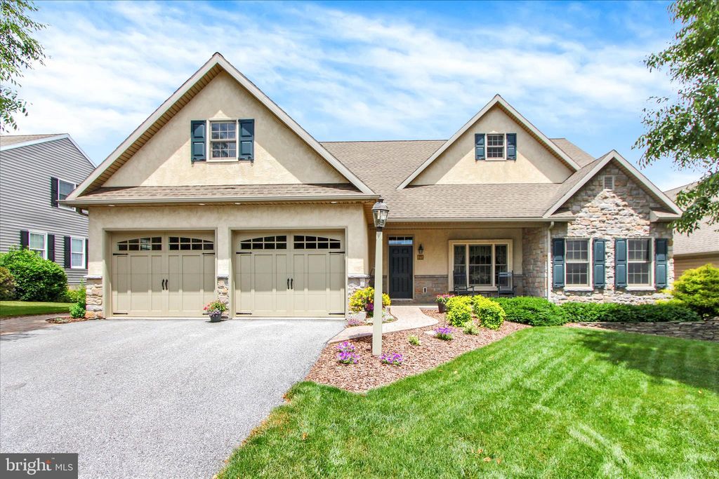 Photo of 848 Cambridge Drive, MANHEIM, PA 17545 (MLS # PALA2089604)