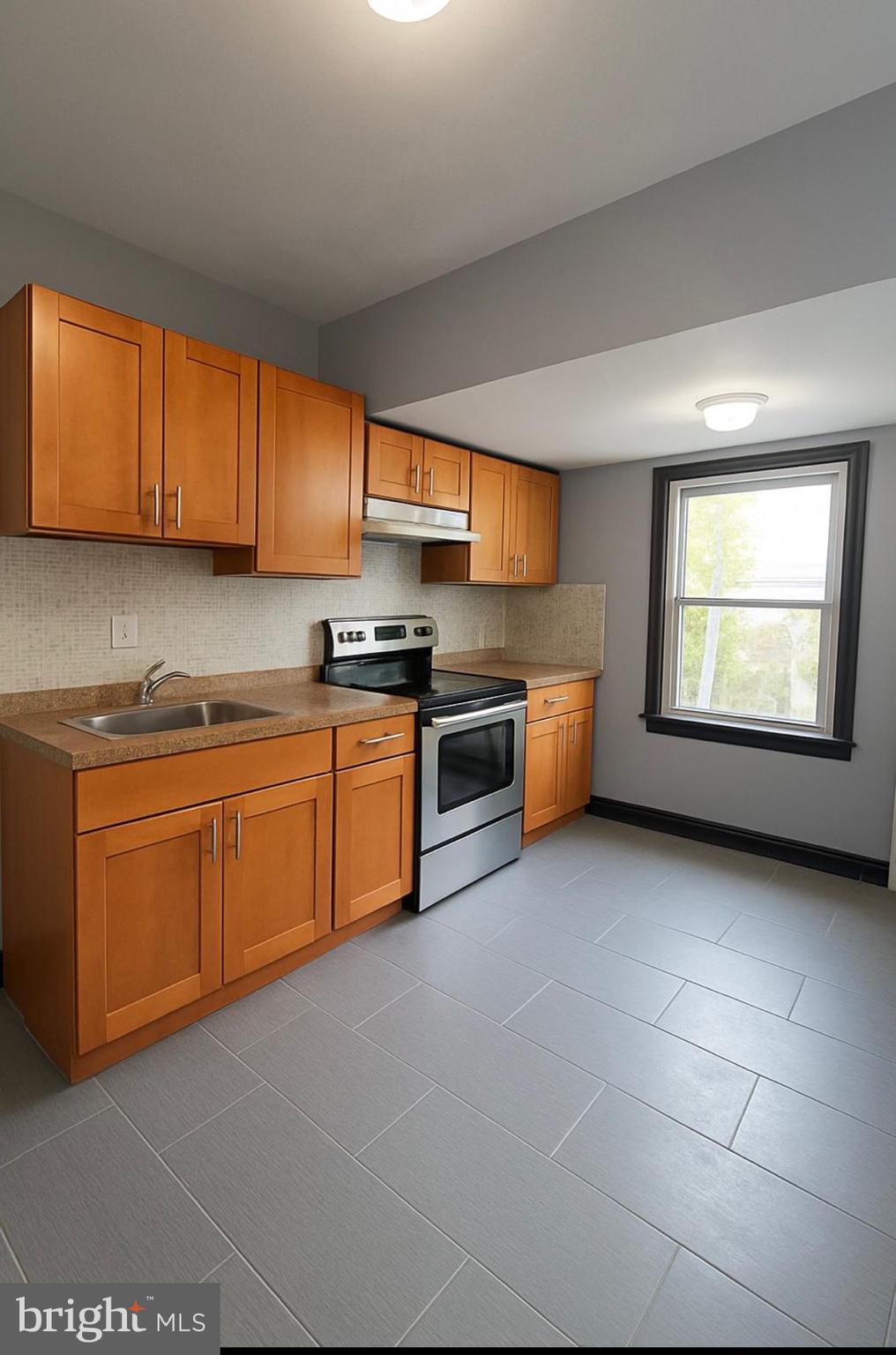 3256 N PHILIP STREET