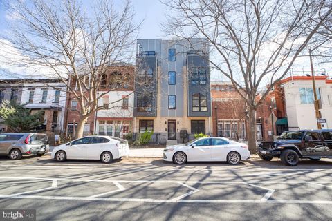 11 15TH STREET NE 3 WASHINGTON DC 20002
