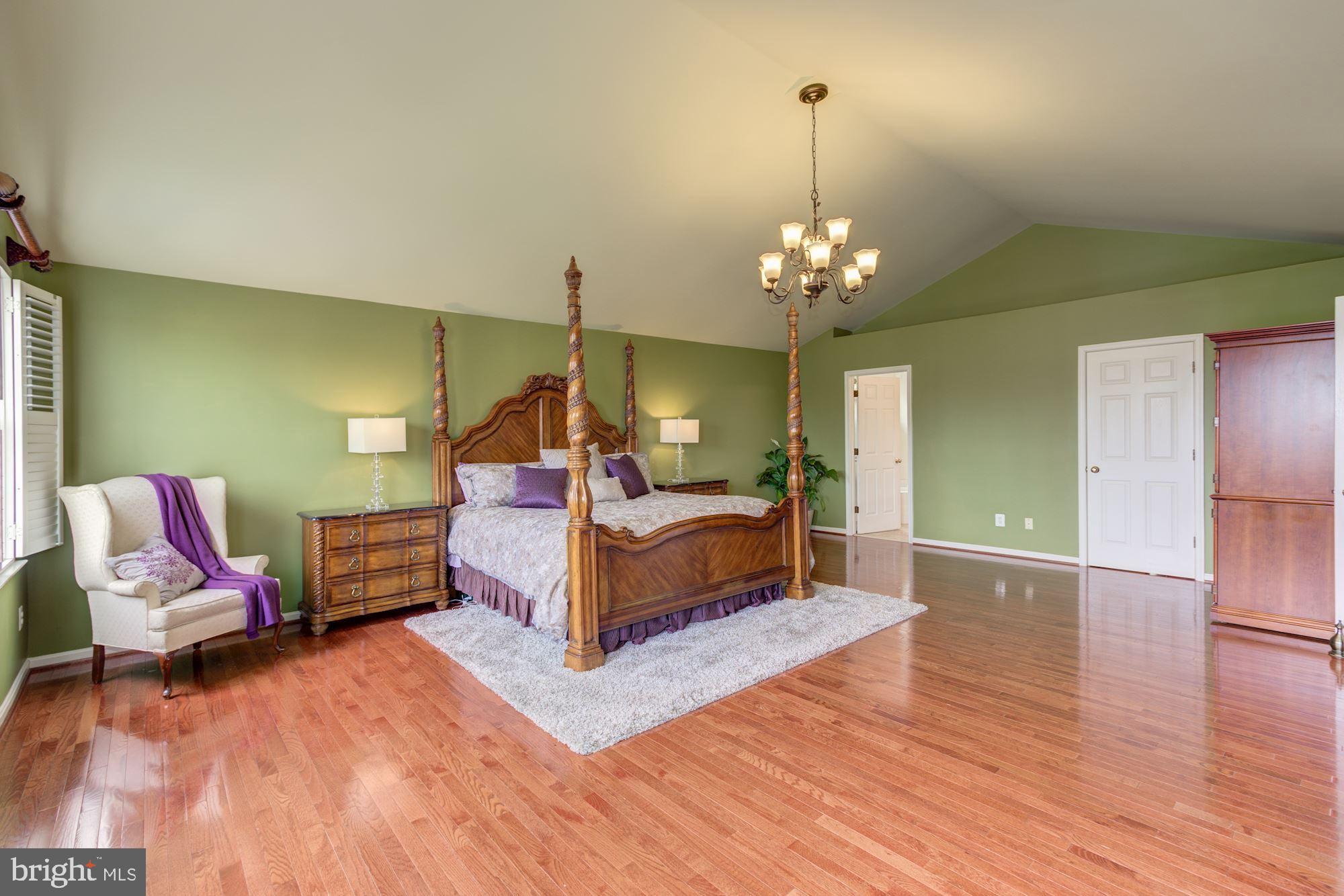 MADISON FARM - Residential