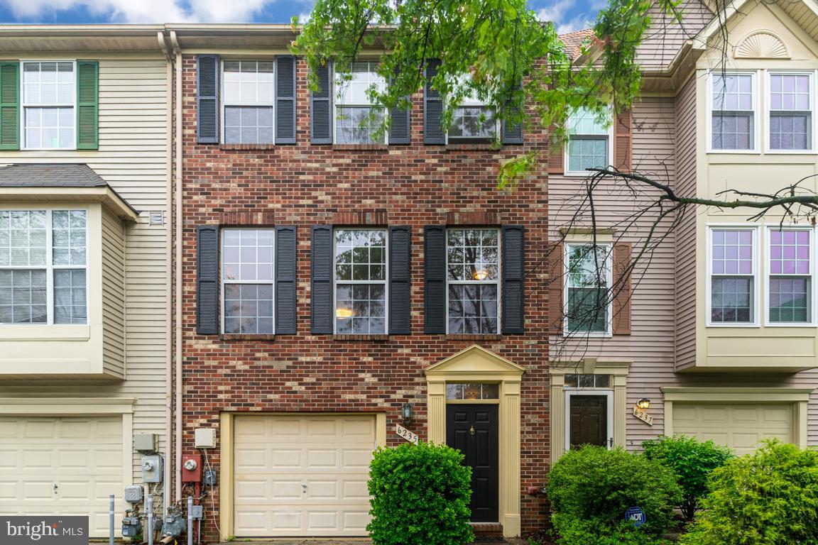 VILLAGE OF LONG REACH - Residential Lease