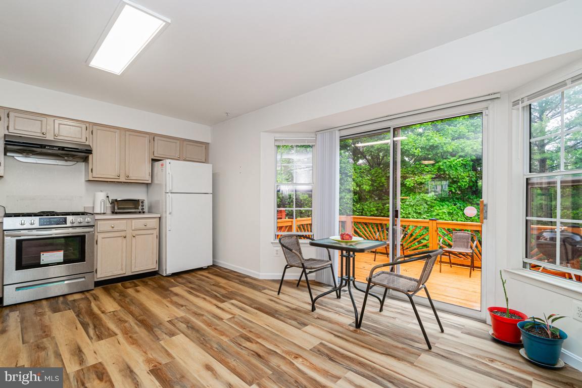 VILLAGE OF LONG REACH - Residential Lease