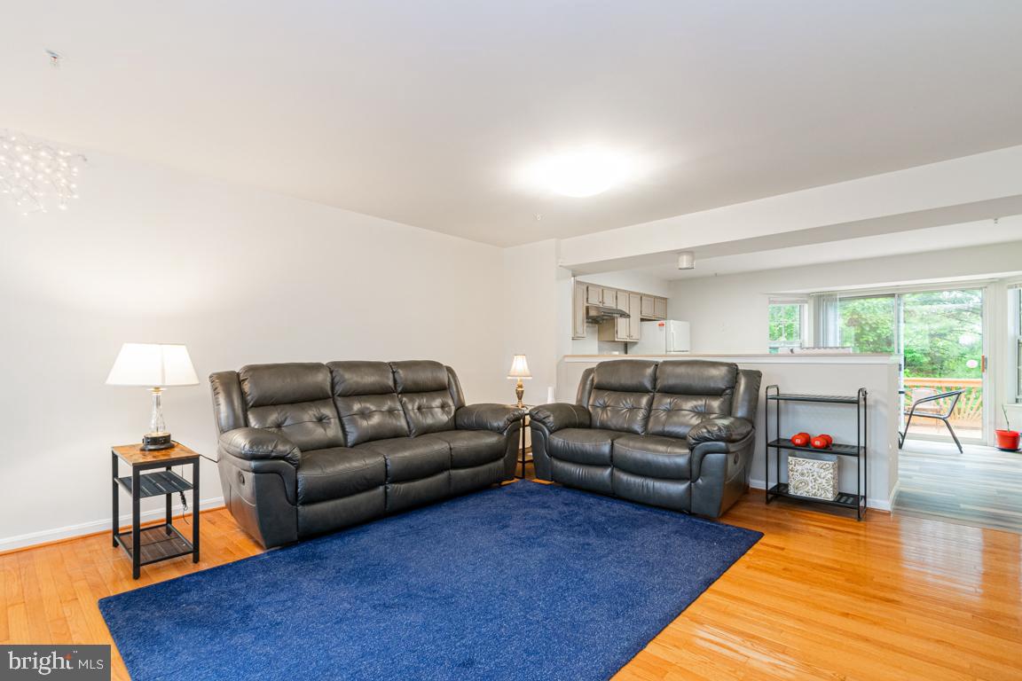 VILLAGE OF LONG REACH - Residential Lease