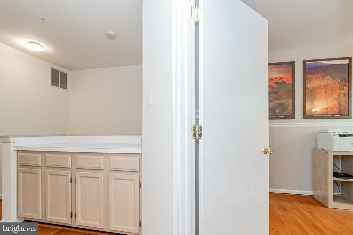 VILLAGE OF LONG REACH - Residential Lease