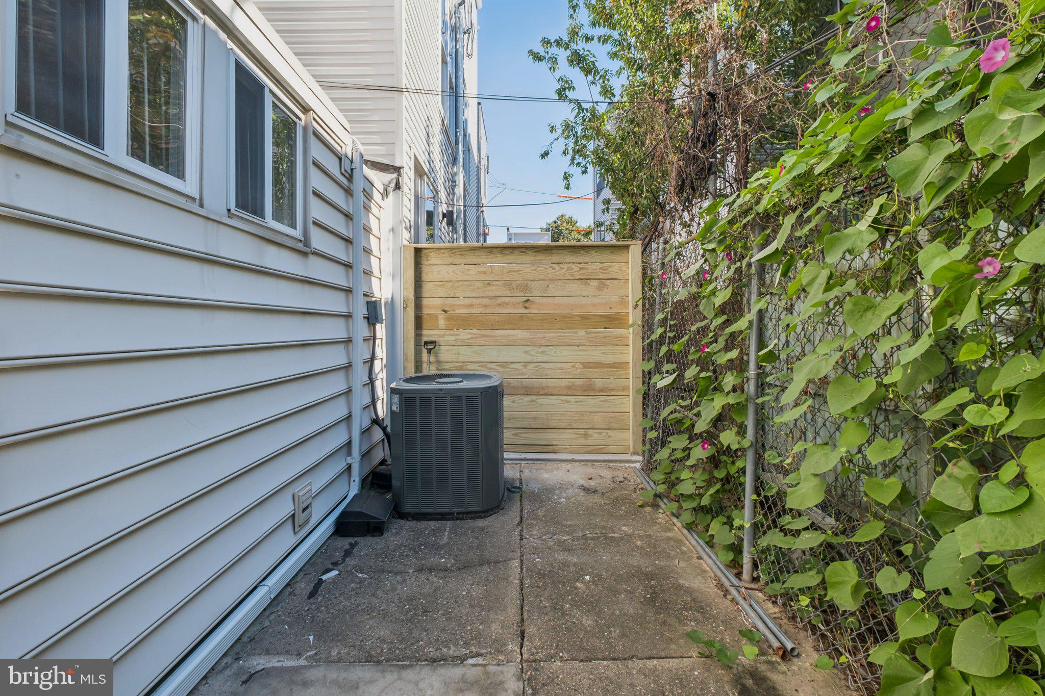 TEMPLE UNIVERSITY - Residential