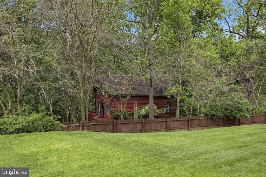 Photo of 20 Star Lite Drive, LITITZ, PA 17543 (MLS # PALA2087980)