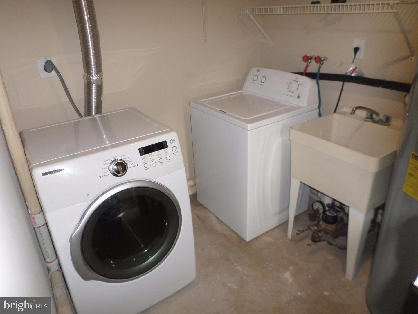 LENNOX PARK - Residential