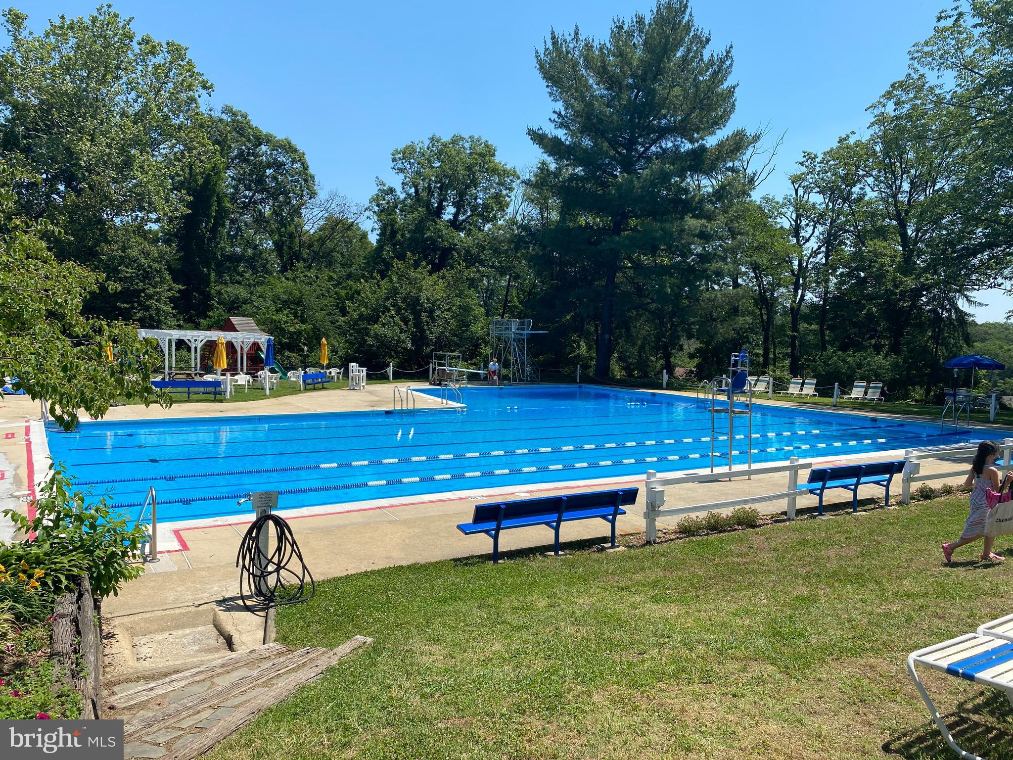 HILLANDALE - Residential