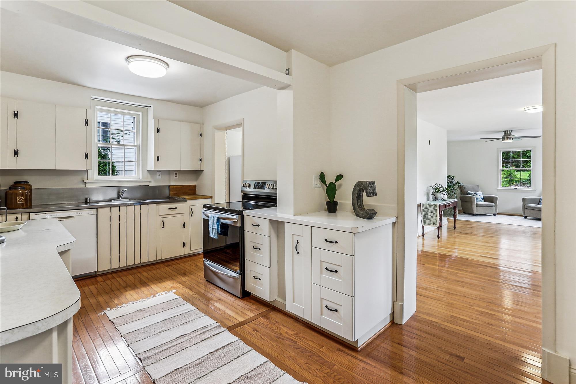 HILLANDALE - Residential