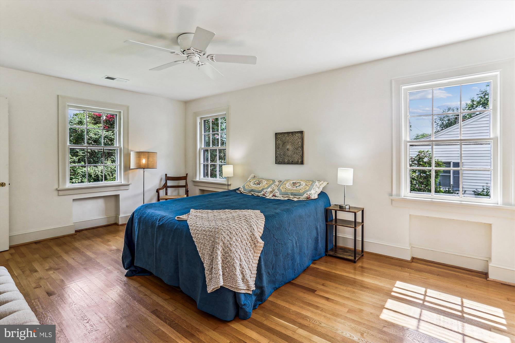 HILLANDALE - Residential