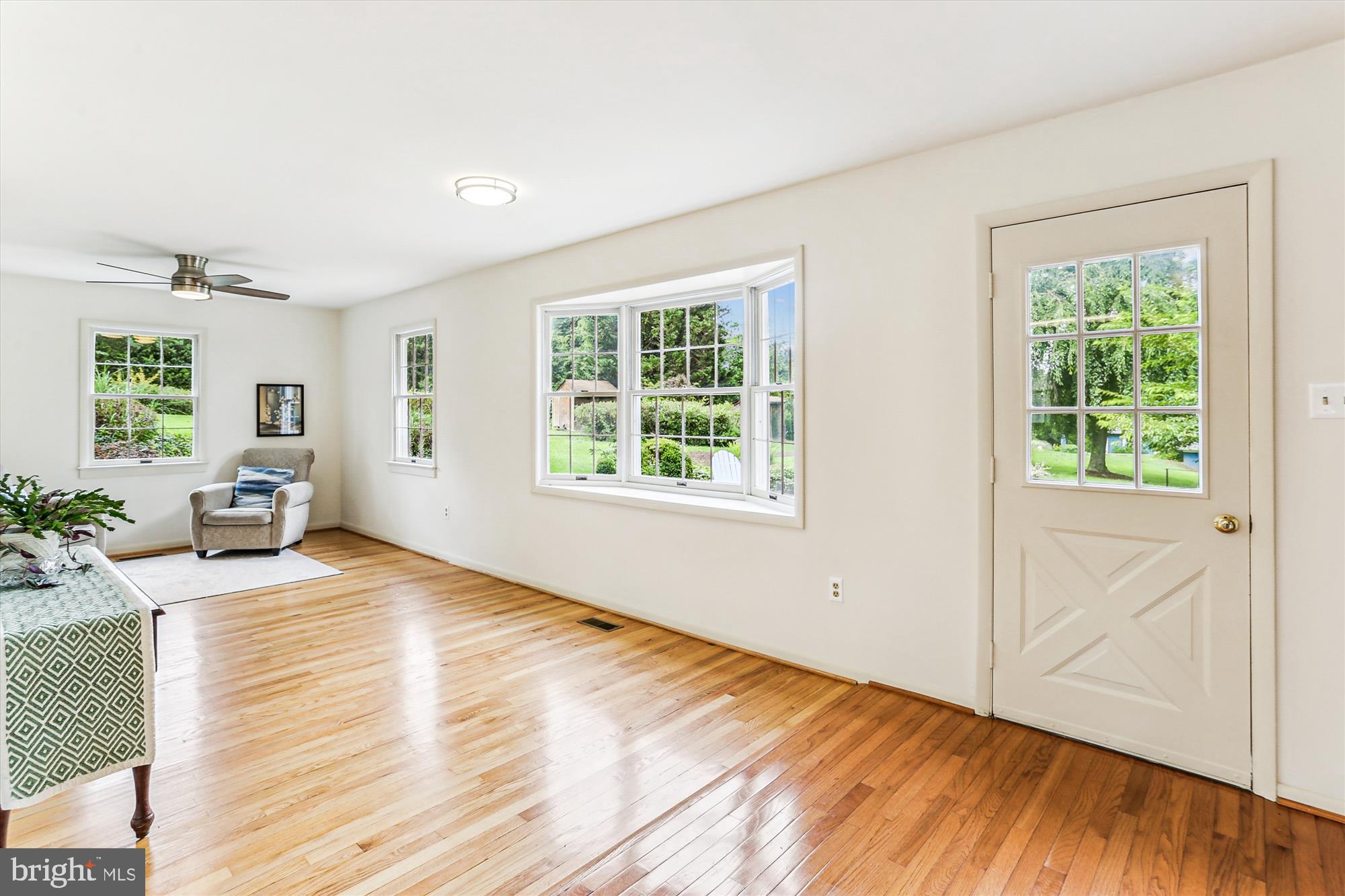 HILLANDALE - Residential