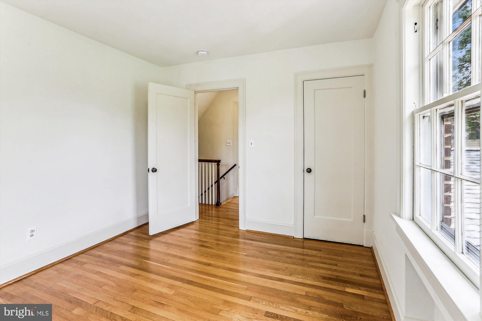 HILLANDALE - Residential