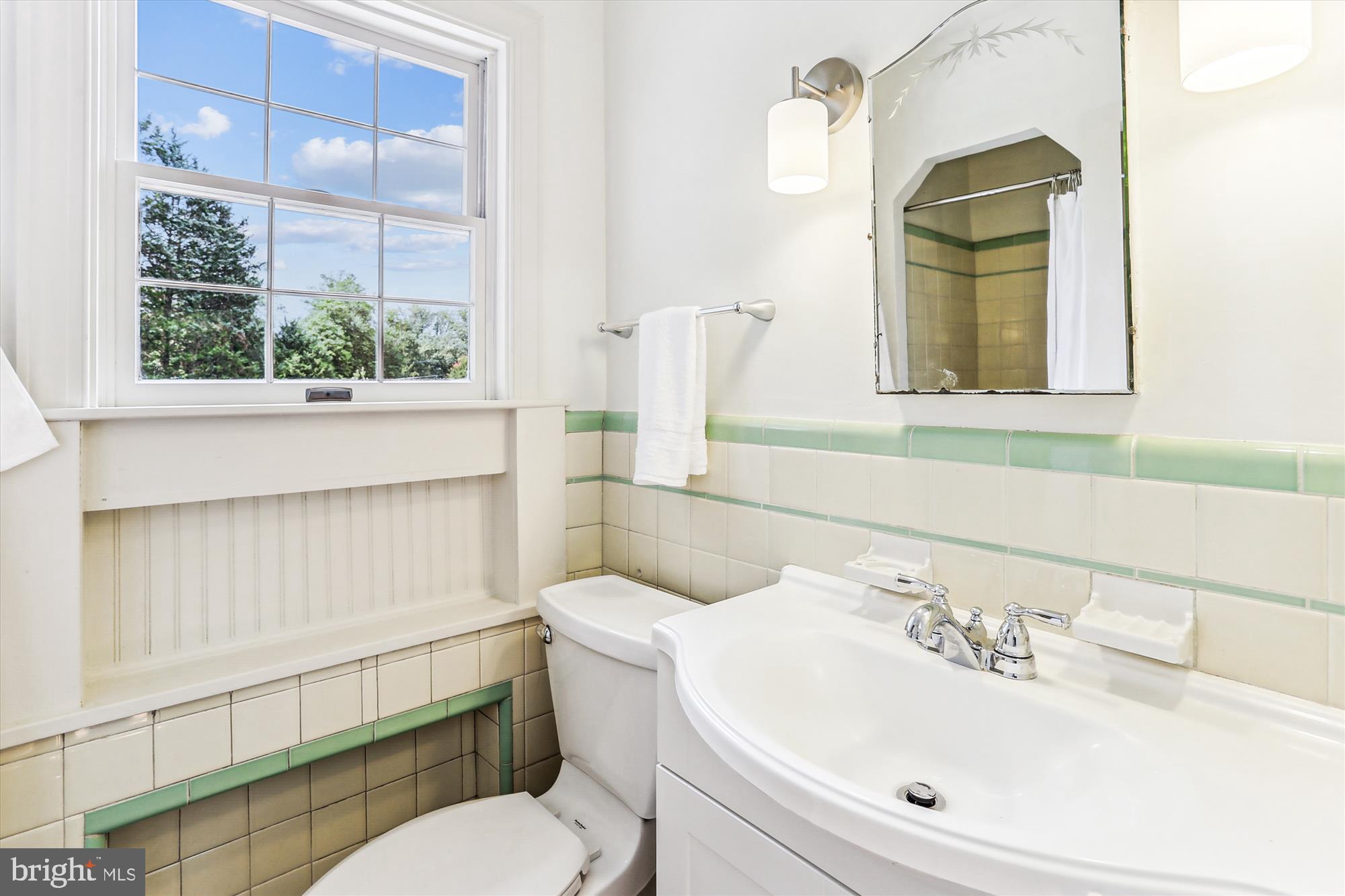 HILLANDALE - Residential