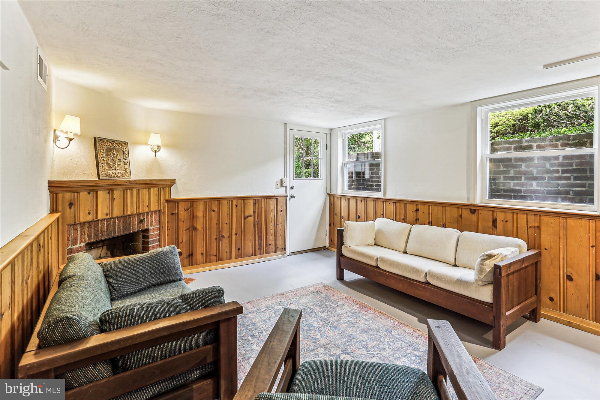 HILLANDALE - Residential