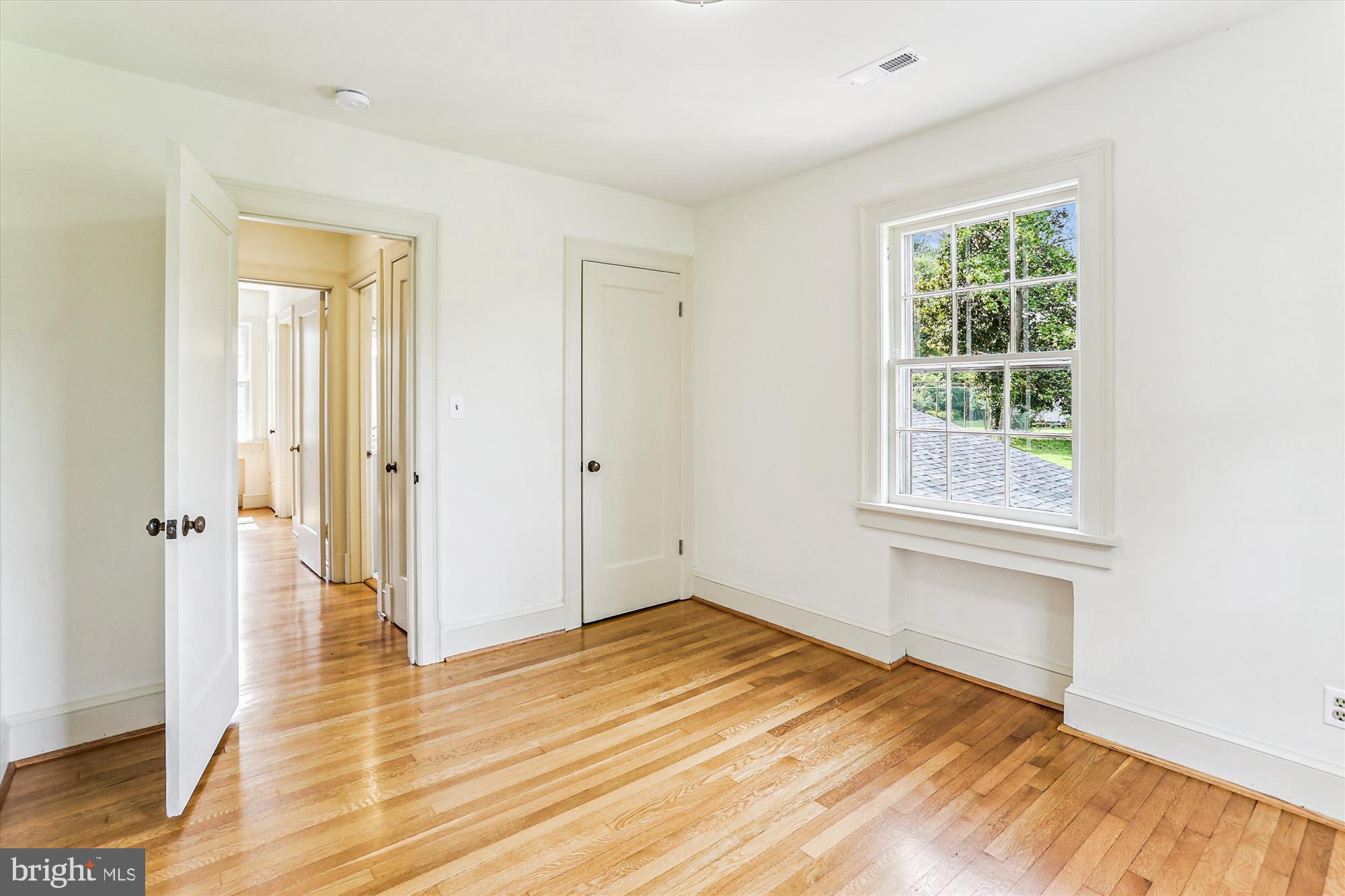 HILLANDALE - Residential