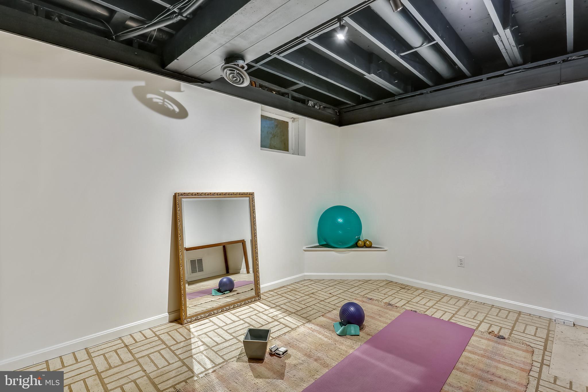 POTOMAC STATION - Residential