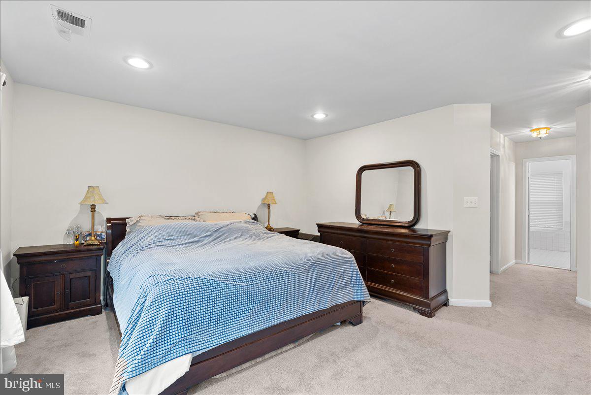 WINDY HILL - Residential