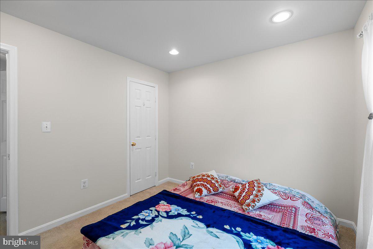 WINDY HILL - Residential