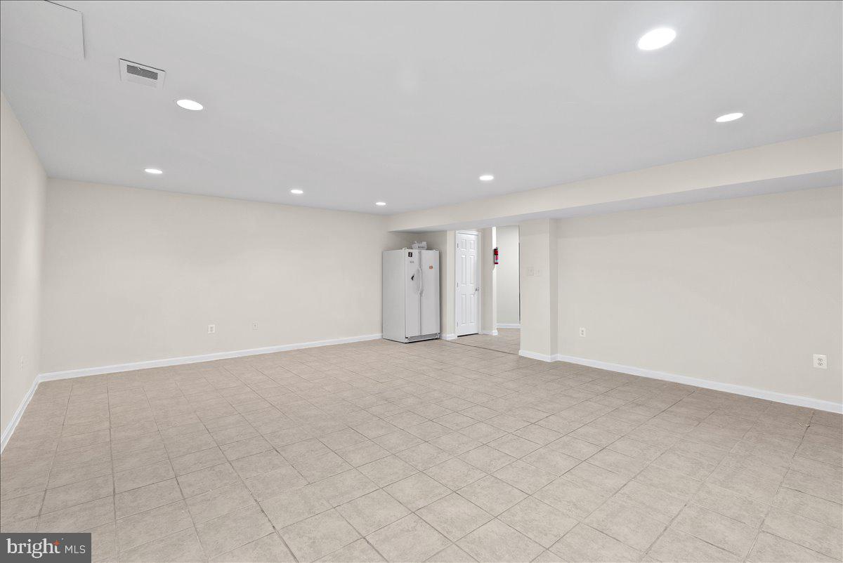 WINDY HILL - Residential