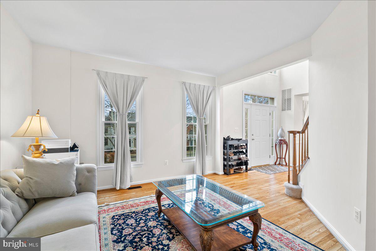 WINDY HILL - Residential