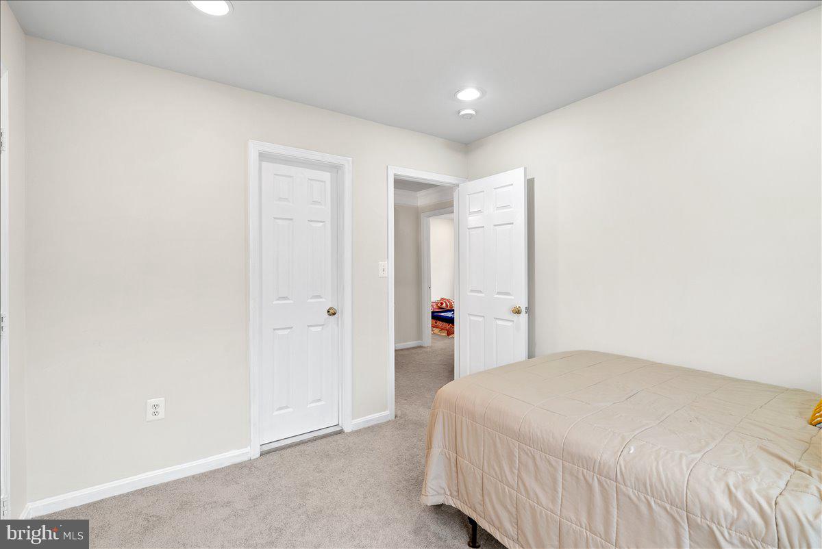 WINDY HILL - Residential