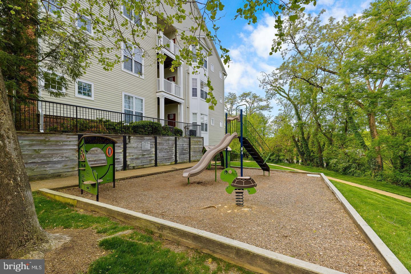 WINDY HILL - Residential