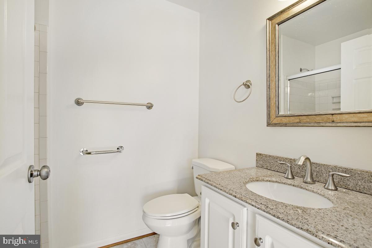 LEISURE WORLD - Residential Lease