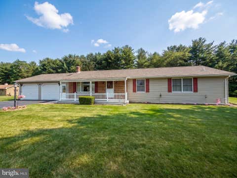 Homes For Sale - 3704 Baumgardner Road<br/> York County, HANOVER, PA 17331