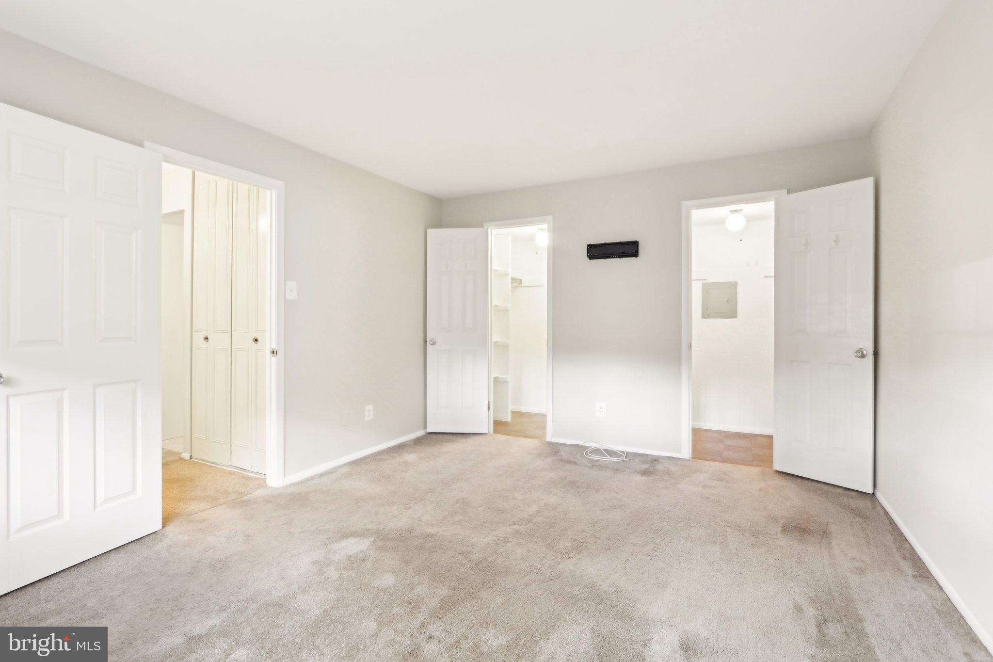 OLD FORGE CROSSING - Residential