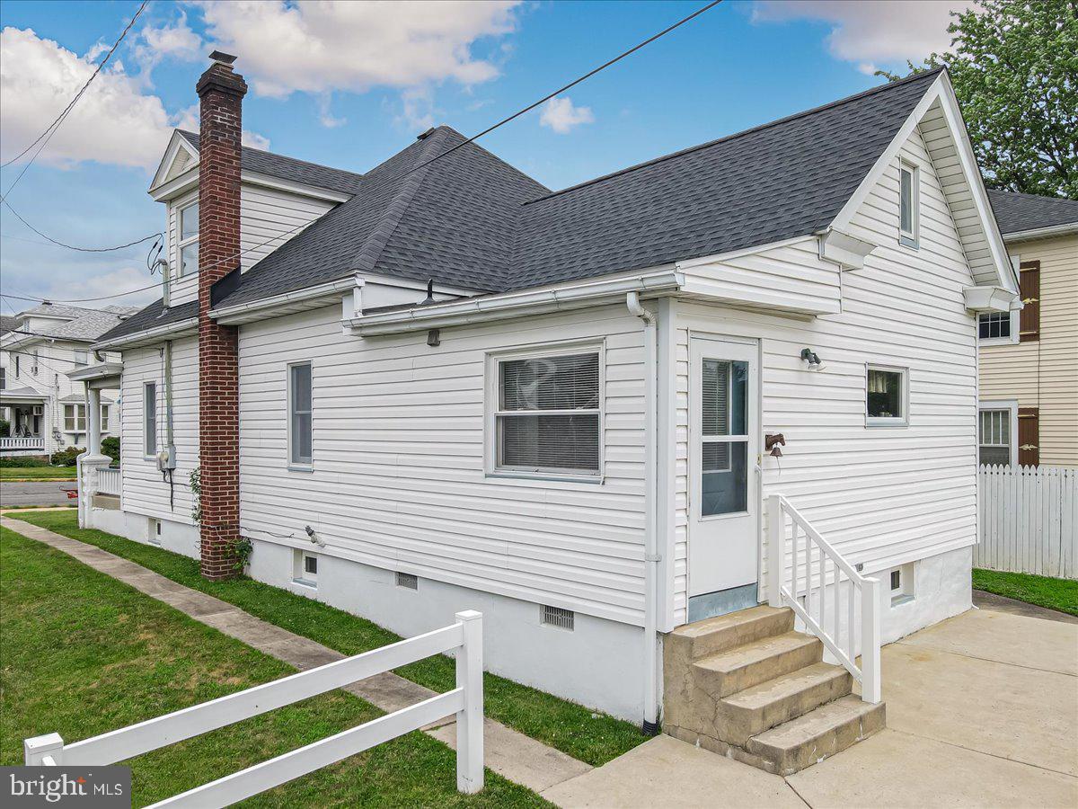 NONE AVAILALBE - Residential