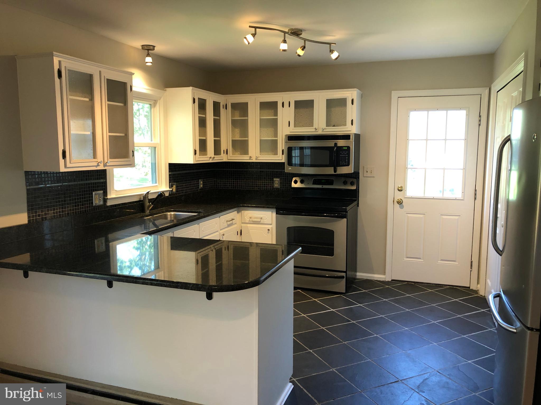 TUSCAWILLA HILLS - Residential Lease