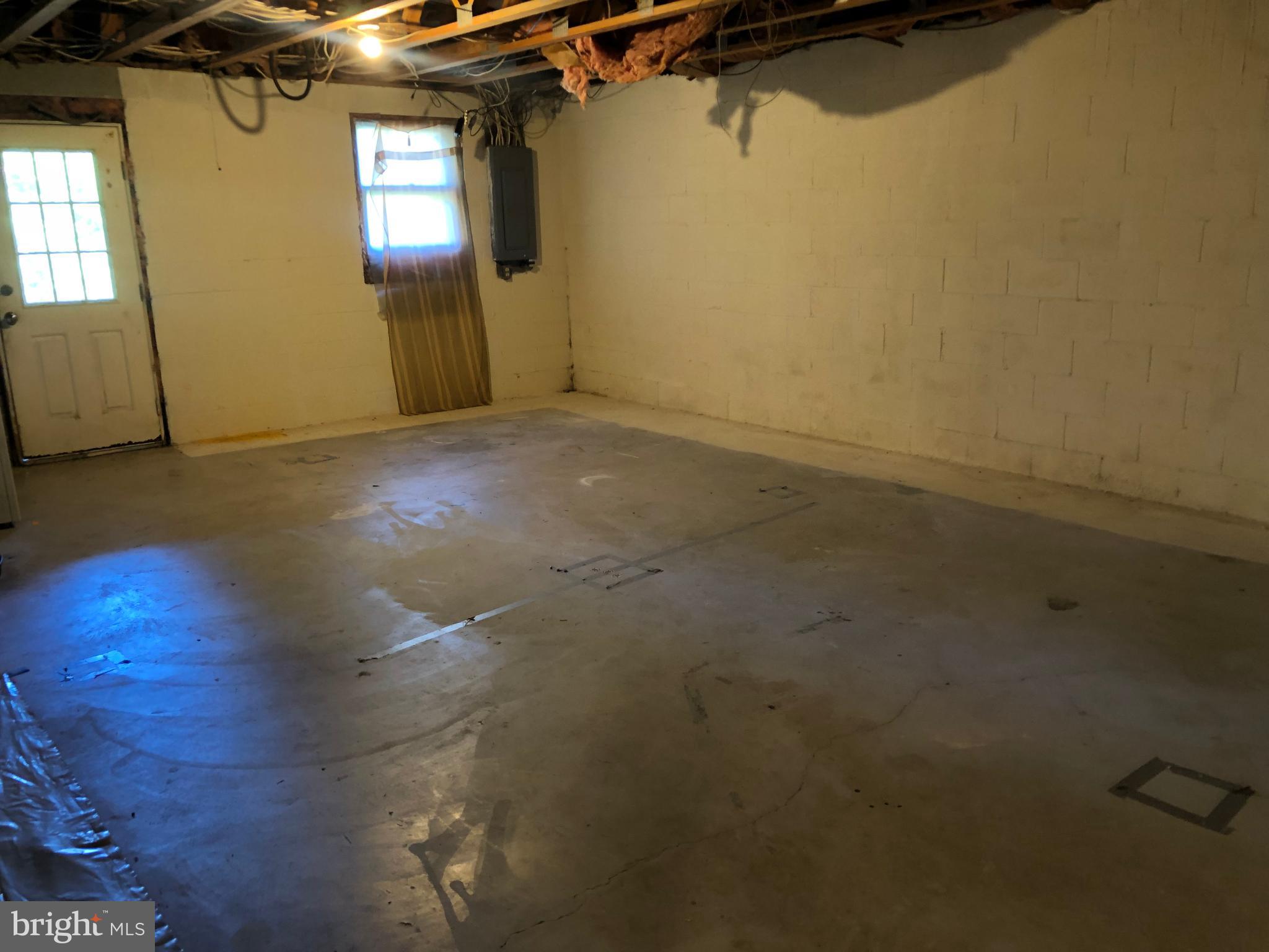 TUSCAWILLA HILLS - Residential Lease