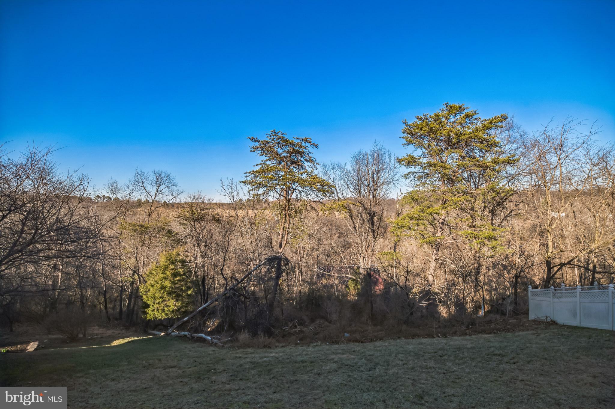 RED BUD RUN - Residential Lease