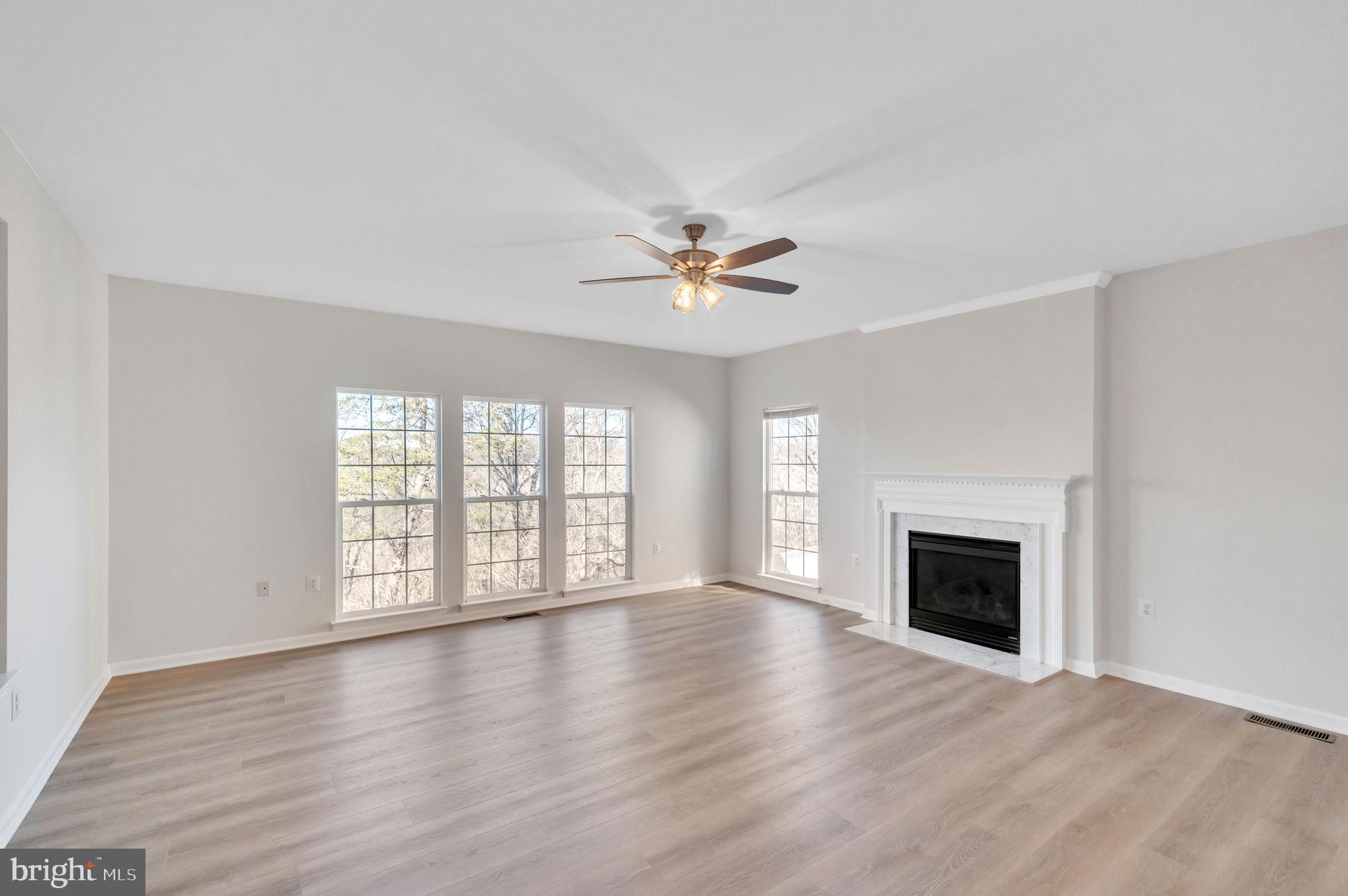 RED BUD RUN - Residential Lease