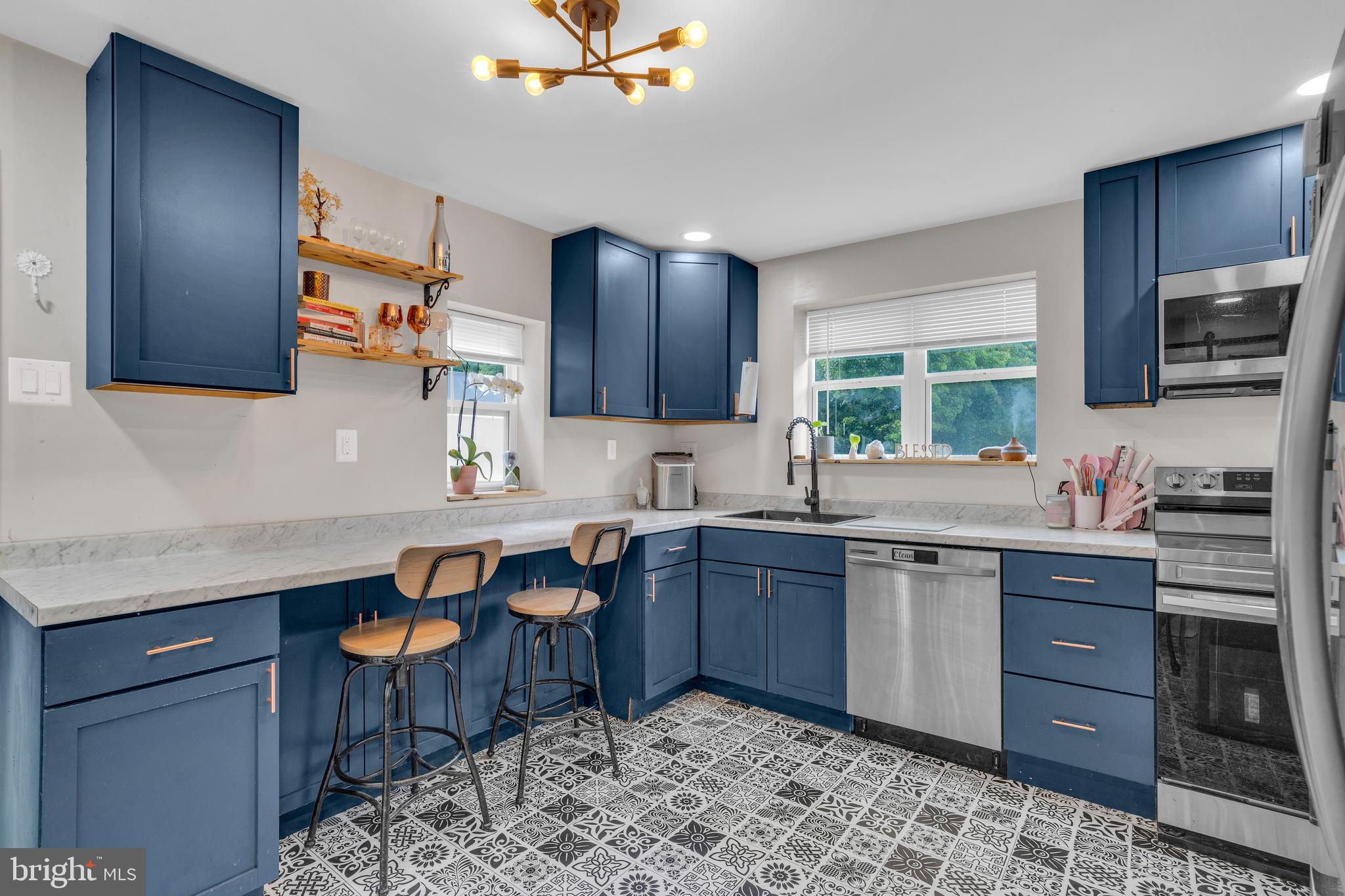 674 RED SCHOOLHOUSE ROAD