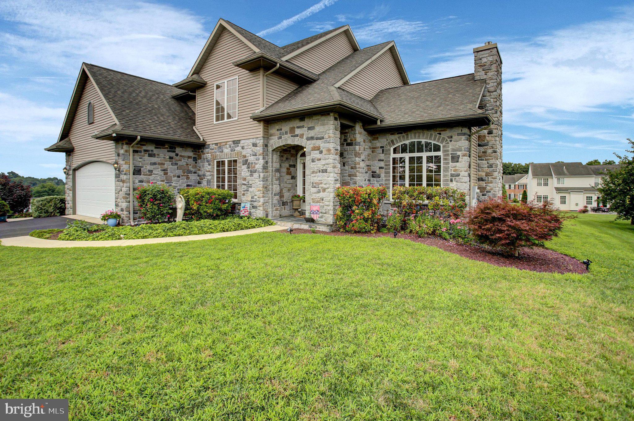 8449 HARPER DRIVE