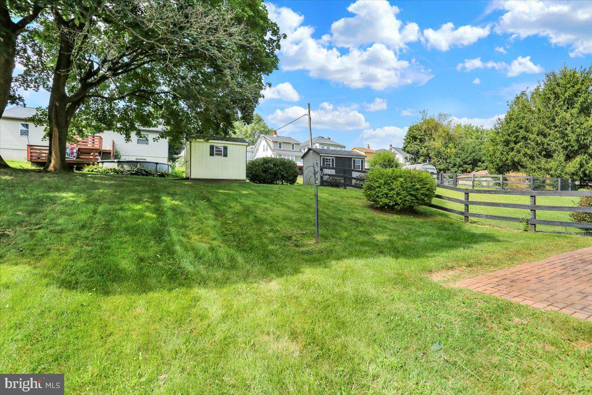 202 HAMPTON DRIVE